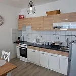 Apartment Kraju Centrum Z Fotelem Masujacym