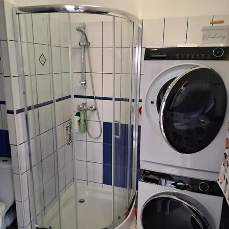 Kraju Centrum Z Fotelem Masujacym * Сосновец