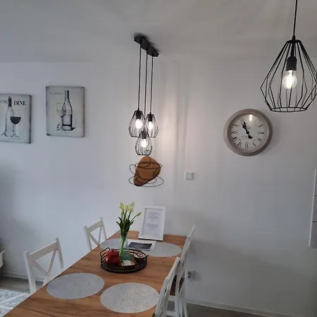 Kraju Centrum Z Fotelem Masujacym Lägenhet Sosnowiec