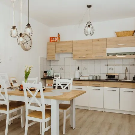 شقة Kraju Centrum Z Fotelem Masujacym