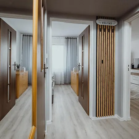 شقة Kraju Centrum Z Fotelem Masujacym