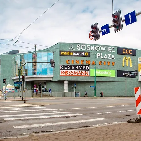 Kraju Centrum Z Fotelem Masujacym Апартаменты