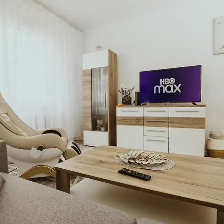 Kraju Centrum Z Fotelem Masujacym Апартаменты Сосновец
