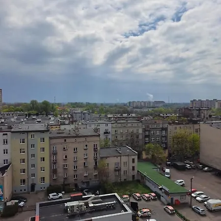 Kraju Centrum Z Fotelem Masujacym Lägenhet