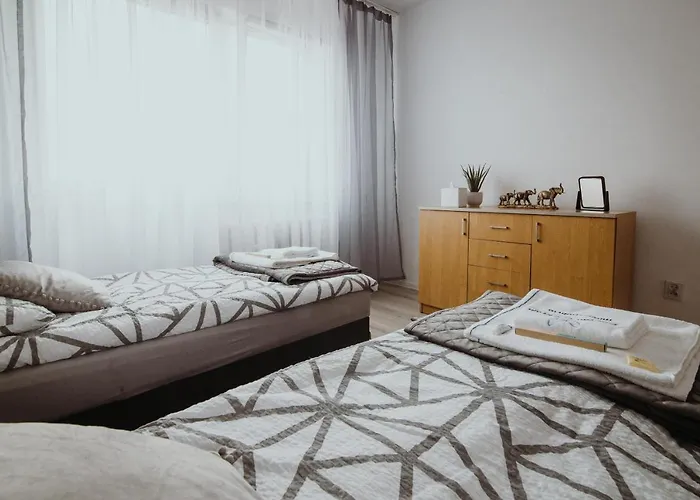 Kraju Centrum Z Fotelem Masujacym Apartmán *